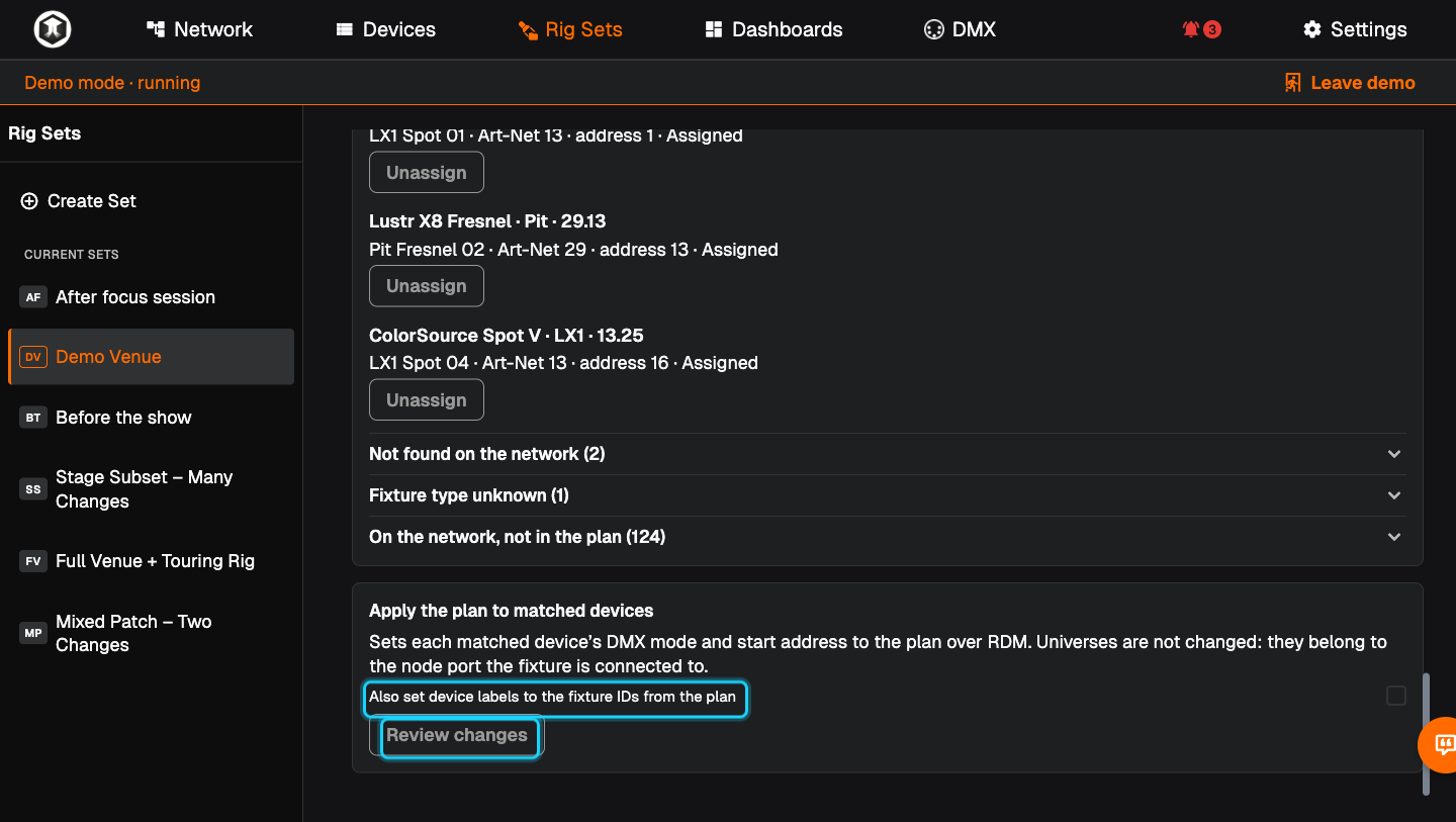 The section "Apply the plan to matched devices" with the labels option and "Review changes" highlighted